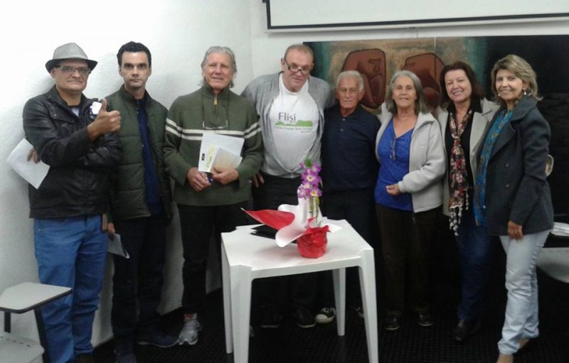 Entremeio Literário retoma encontros na próxima terça