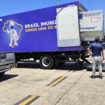 Estado do Rio recebe 196 mil doses da vacina Oxford/AstraZeneca