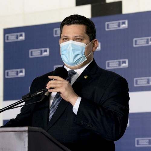 Davi Alcolumbre assume a CCJ do Senado