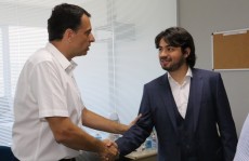 Condemat elege o novo presidente