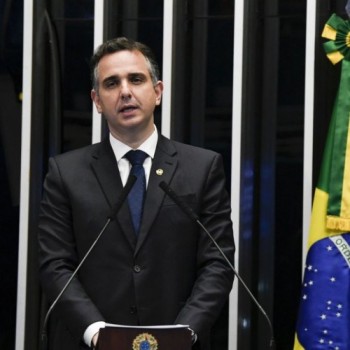 Pacheco defende compra direta de vacinas de covid-19 pelos estados