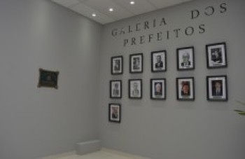 Um pouco de história