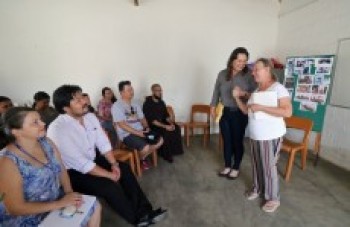 Fundo entrega 150 kg de alimentos