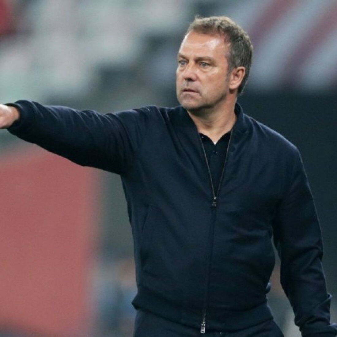 Técnico do Bayern faz alerta antes de jogo da Liga dos Campeões