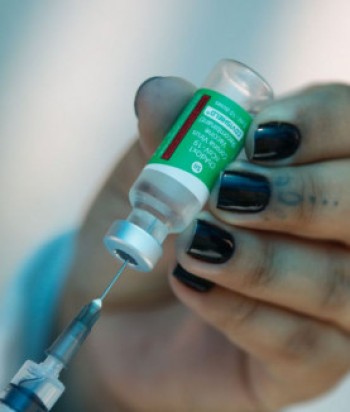 Saúde receberá 2 milhões de doses da AstraZeneca