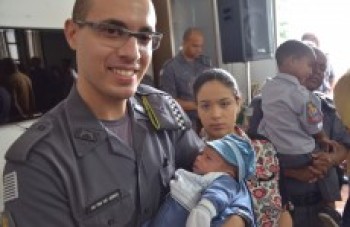 Policiais são homenageados no CPA: