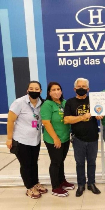 Apae de Mogi recebe Troco Solidário da Havan