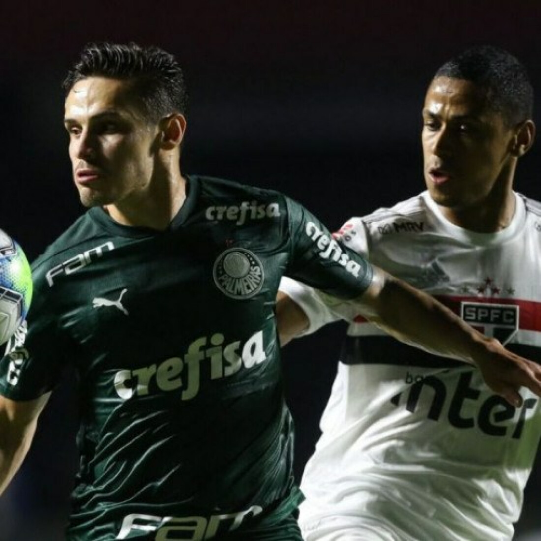 Palmeiras arranca empate e acaba com chances de título do São Paulo