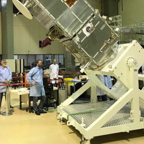 Produzido 100% no Brasil, satélite Amazonia-1 entrará em órbita dia 28