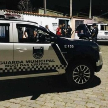 GCM faz ação no Carnaval e flagra tráfico de drogas