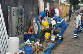 Fiscalização faz operação em feira