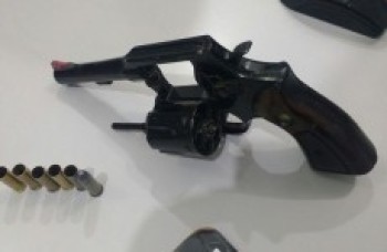 Suspeito é morto após troca de tiros com PM