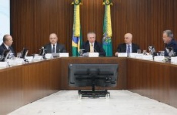 Forças Armadas poderão atuar em presídios para reforçar segurança