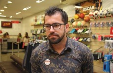 Lojas promovem liquidações