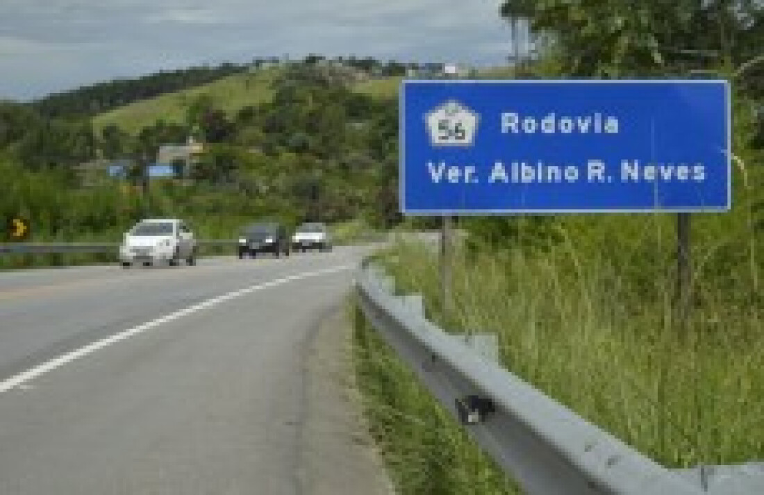 Imprudência na SP-56 chama atenção