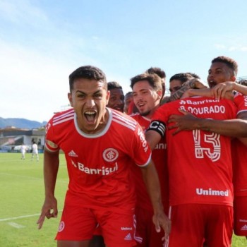 Inter vence Vasco e pode se campeão no próximo domingo contra Flamengo