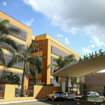 Anvisa vai vistoriar fábricas das vacinas Covaxin e Sputnik V em março