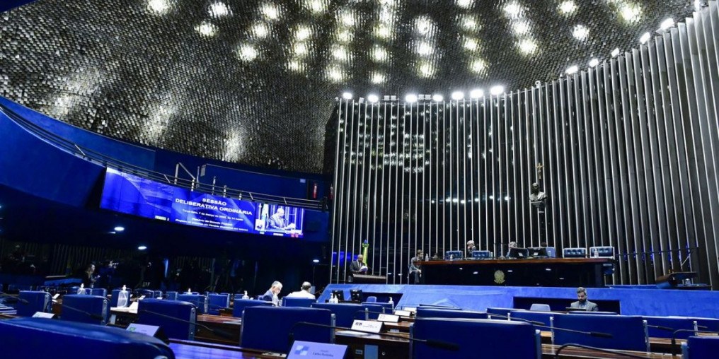 Senadores aprovam criação de delegacias de atendimento à mulher