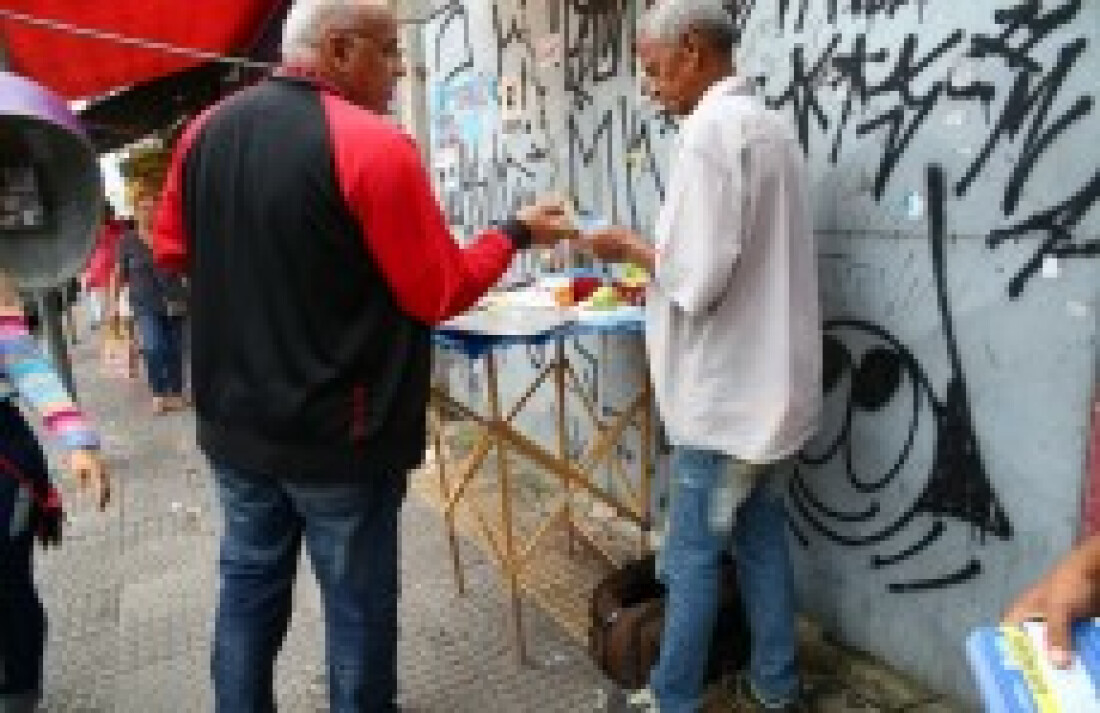 Prefeitura faz campanha para vendedor ambulante