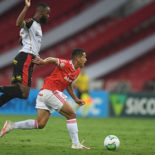 Sport vence e Internacional perde chance de disparar na ponta