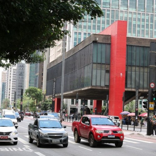População paulista cresceu 20% de 2001 a 2021