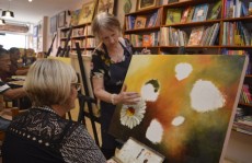 Livraria Boigy é vista como novo ponto cultural de Mogi