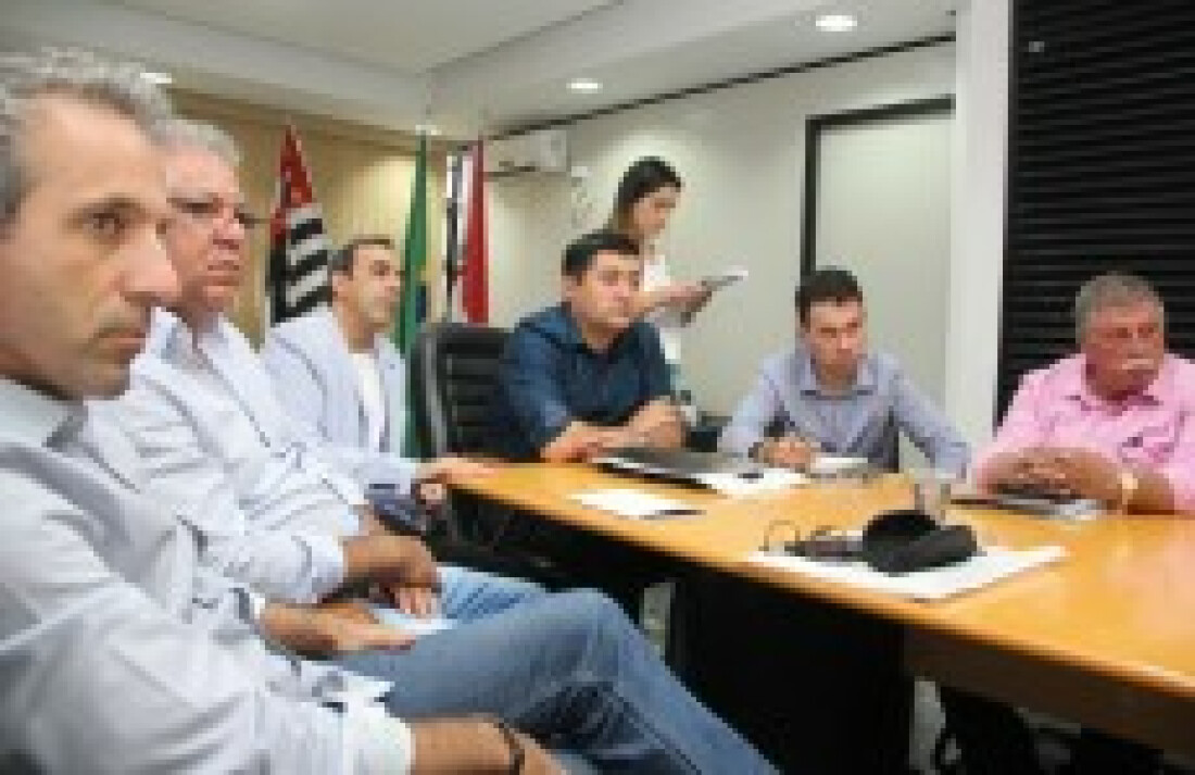 Projeto de revitalização deve melhorar 30 pontos da cidade