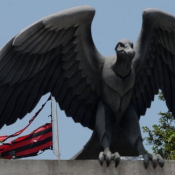 TRT/RJ extingue ação que pedia bloqueio de R$ 100 milhões do Flamengo