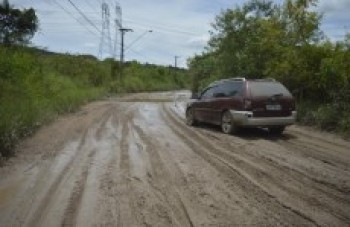 Estado da Estrada da Volta Fria gera reclamações de moradores