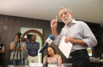Zé Biruta decreta Estado de Calamidade Financeira