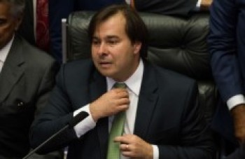 Rodrigo Maia é (re)eleito para presidente da Câmara