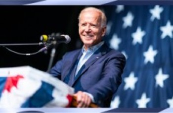 Biden se compromete com aumento do salário nos EUA