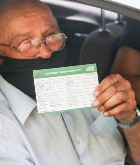 Prefeitura dá inicio à vacinação de idosos