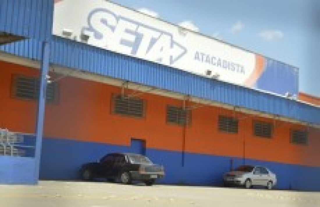 Mais uma unidade do Seta Atacadista fecha em Suzano: