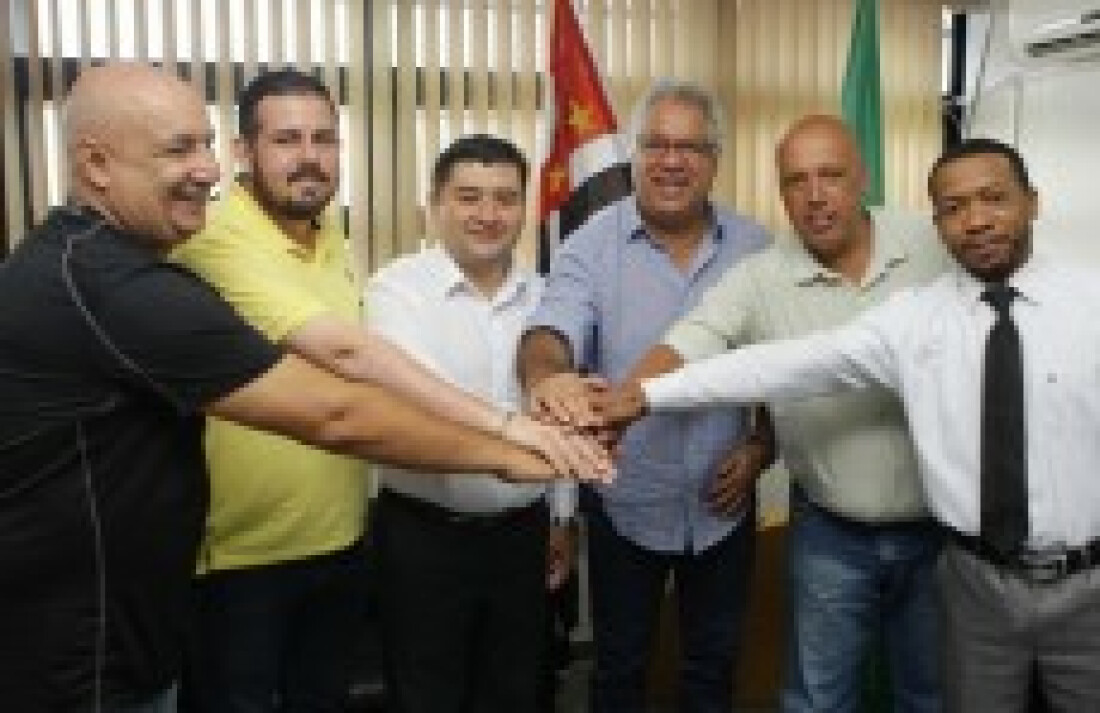 Ecus e Usac são desfeitos e formam o Sport Club Suzano