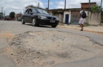 Moradores do Parque Marengo reclamam dos alagamentos
