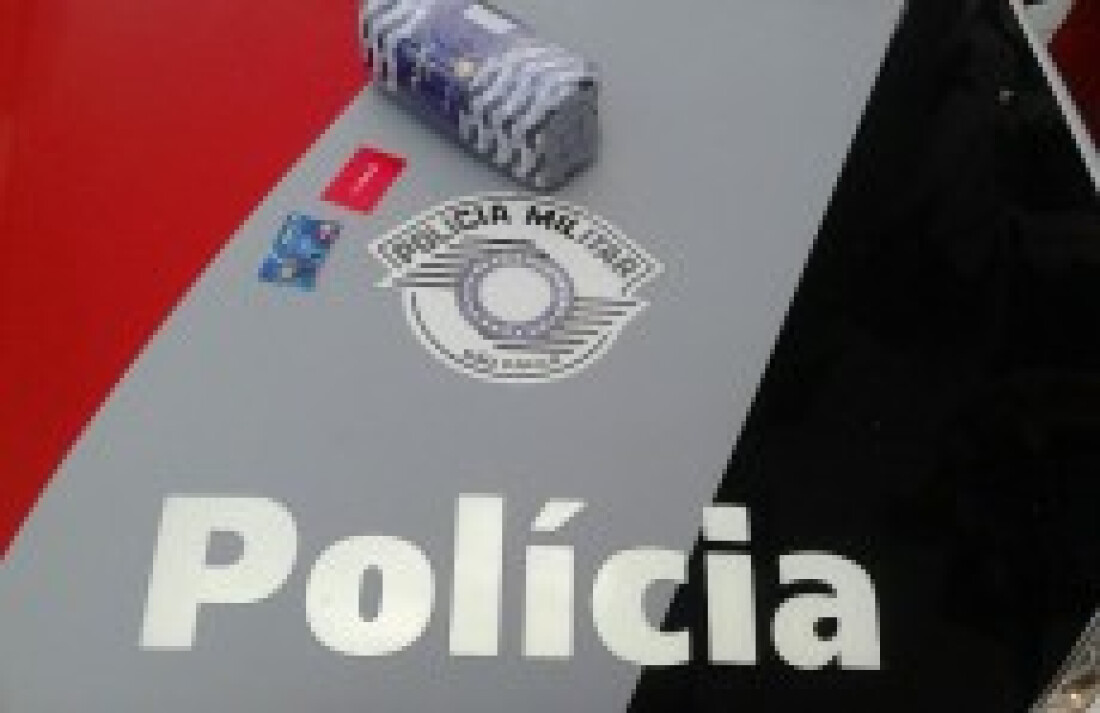 Suspeito é detido após furto em loja