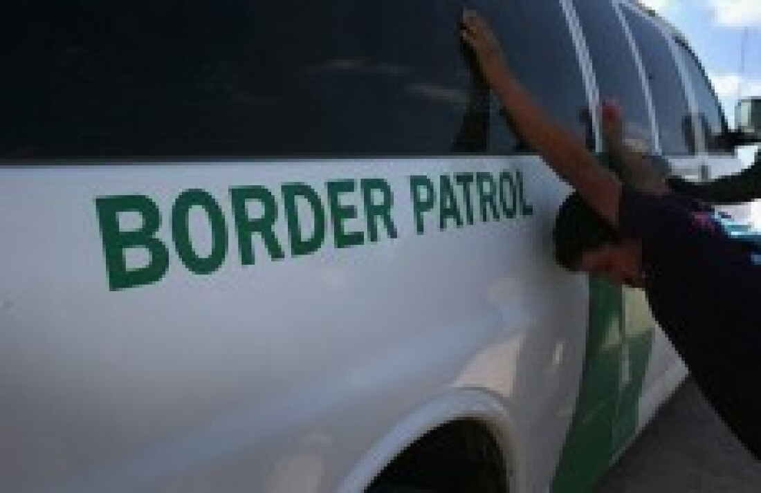 Centenas de imigrantes são presos nos Estados Unidos