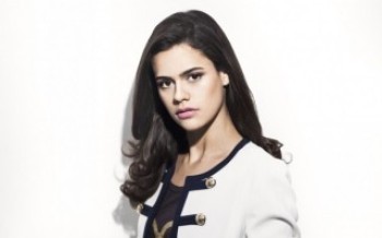 Arianne Botelho em ritmo intenso em "A Lei do Amor"