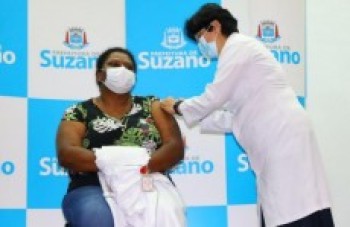 Campanha de vacinação contra a Covid-19 começa em Suzano