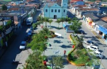 Projeto promove animada festa beneficente em Biritiba Mirim