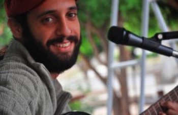 Kacá Novais é o próximo a se apresentar no ArtMix