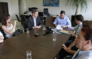 Kit de TV Digital é entregue a 60% de famílias beneficiadas