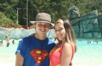 Atores do Carrossel visitam o Magic City