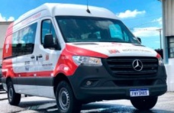 prefeitura adquire cinco novos veículos para transporte de pacientes