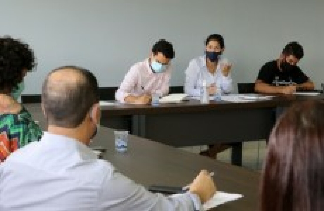 Condemat firma acordo para compra de 300 mil doses