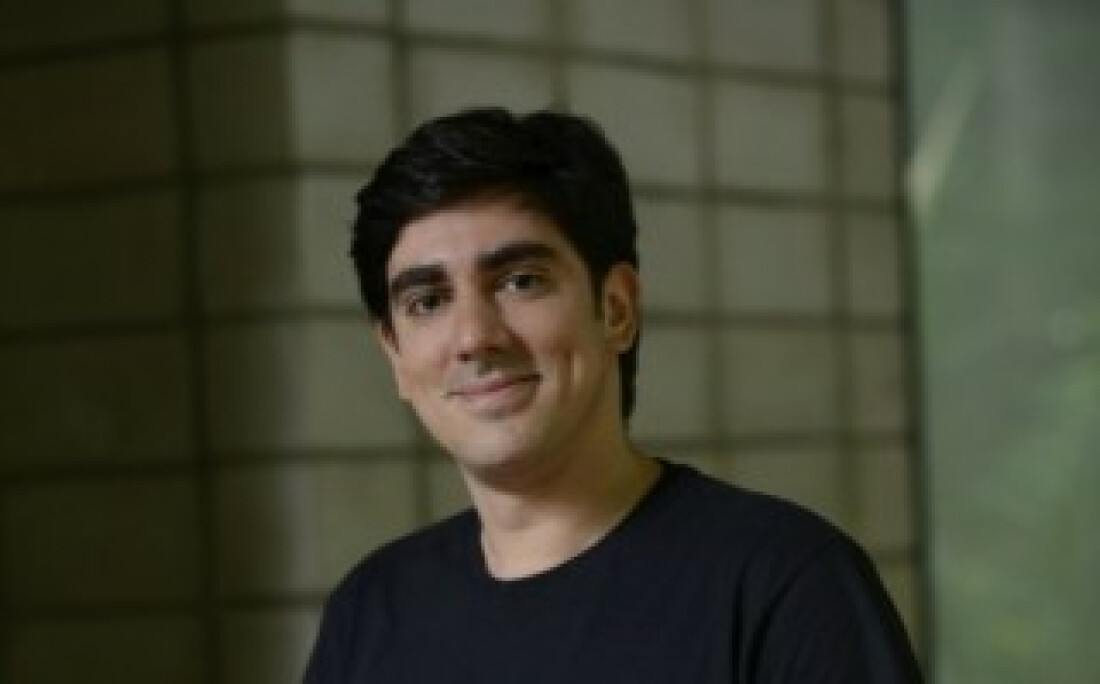 Adnet estreia no teatro