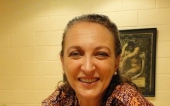 Débora Olivieri vai mudar o sotaque
