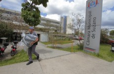 Comissão solicita explicação de Denis