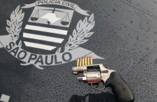 Polícia Civil prende homens acusados de assaltar casas